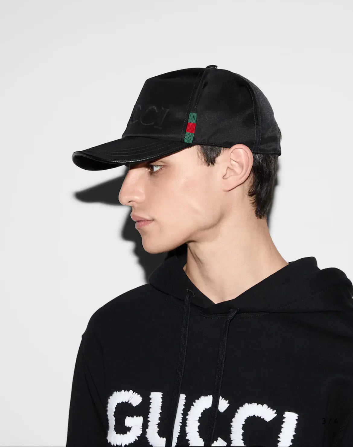 Casquette de baseball en nylon avec logo Gucci SneakStyle