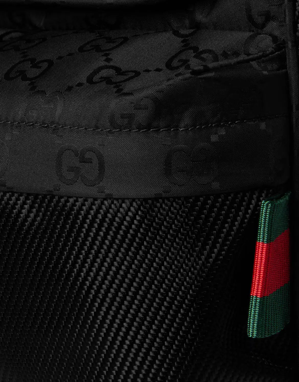Sac à bandoulière Gucci Nexus moyen format SneakStyle