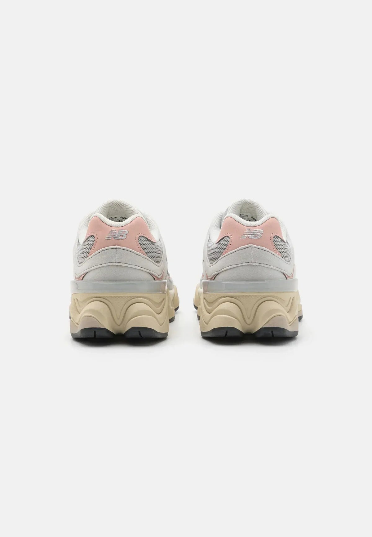 New Balance 9060 Gris Et Rose SneakStyle