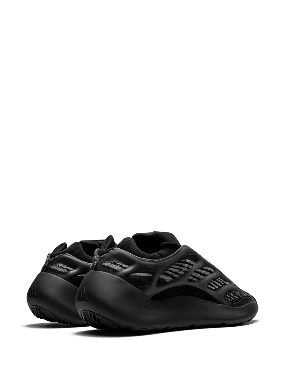 Yeezy 700 V3 Alvah SneakStyle