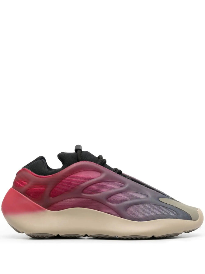 Yeezy 700 V3 Fade Carbo SneakStyle