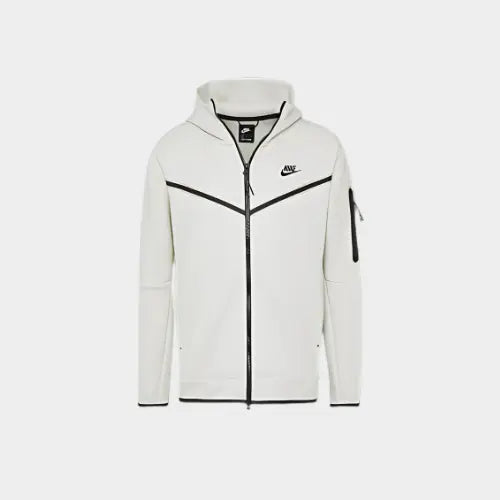 Outfit Tech Fleece Blanc + Casquette Offerte SneakStyle