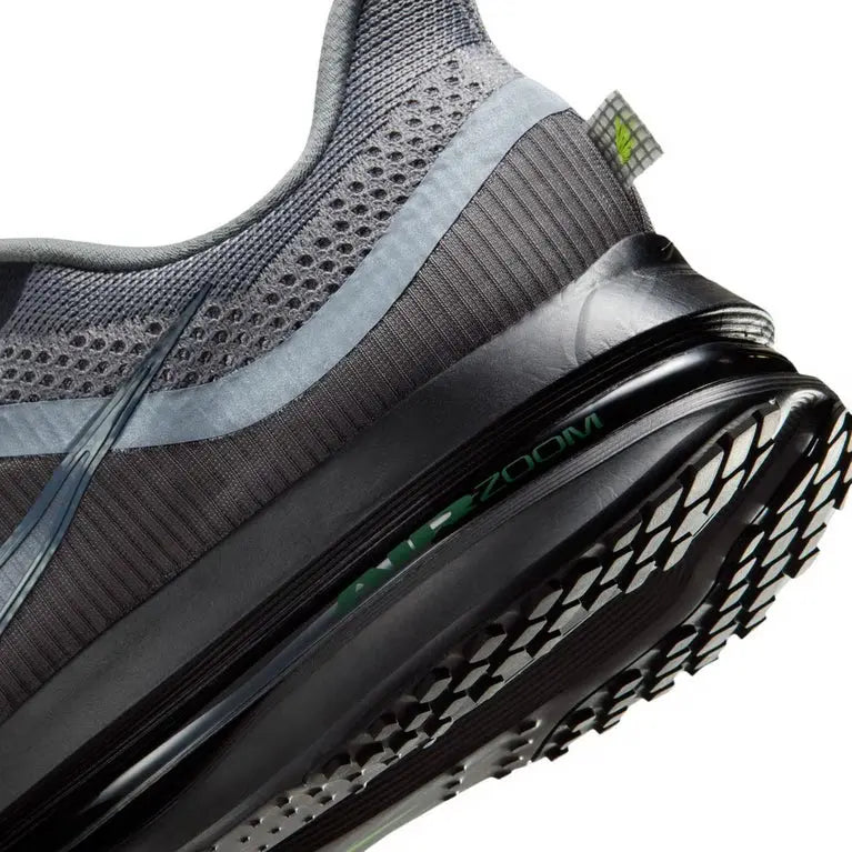 Nike Pegasus Premium 41 Gris & Vert SneakStyle