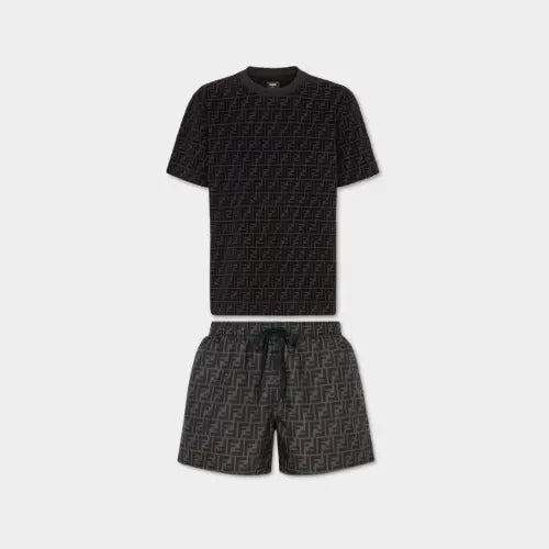Ensemble Fendi Noir SneakStyle