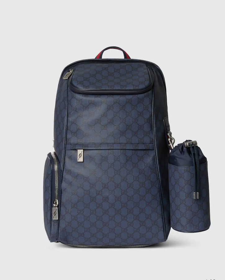 Sac à dos avec détail bande Web moyen format SneakStyle