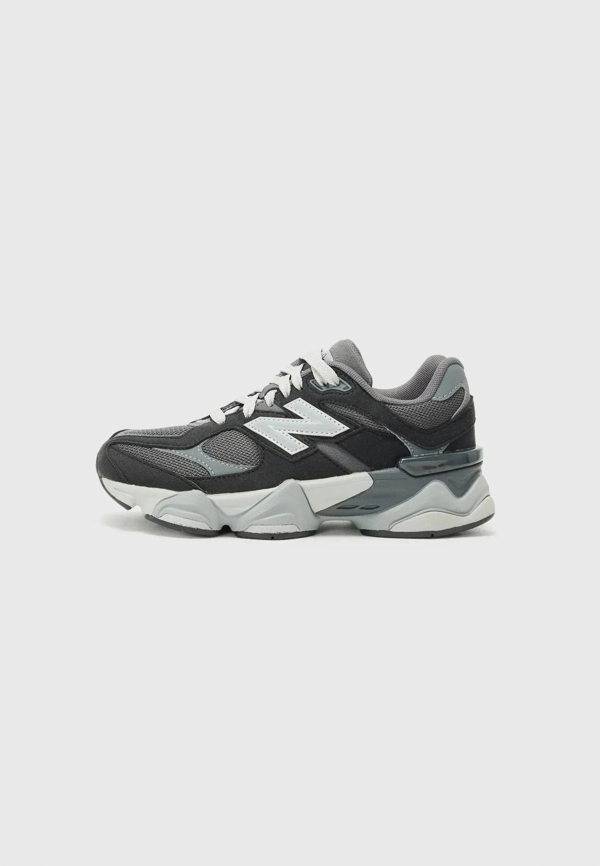 New Balance 9060 Gris Léger SneakStyle