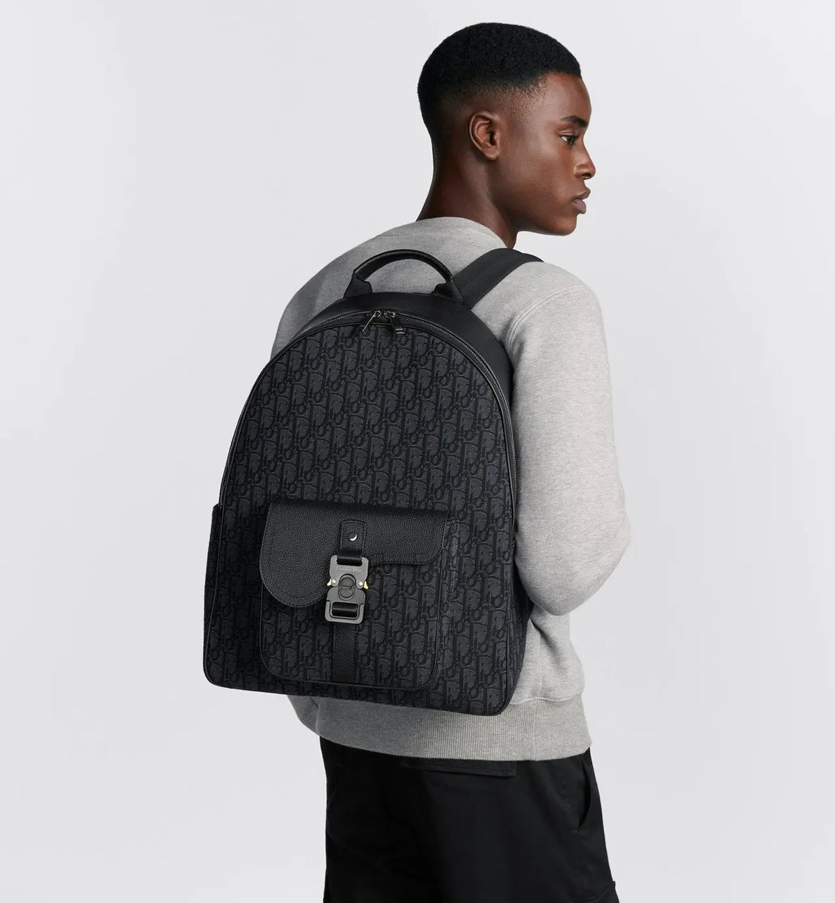 Sac à dos zippé Saddle - #2 SneakStyle