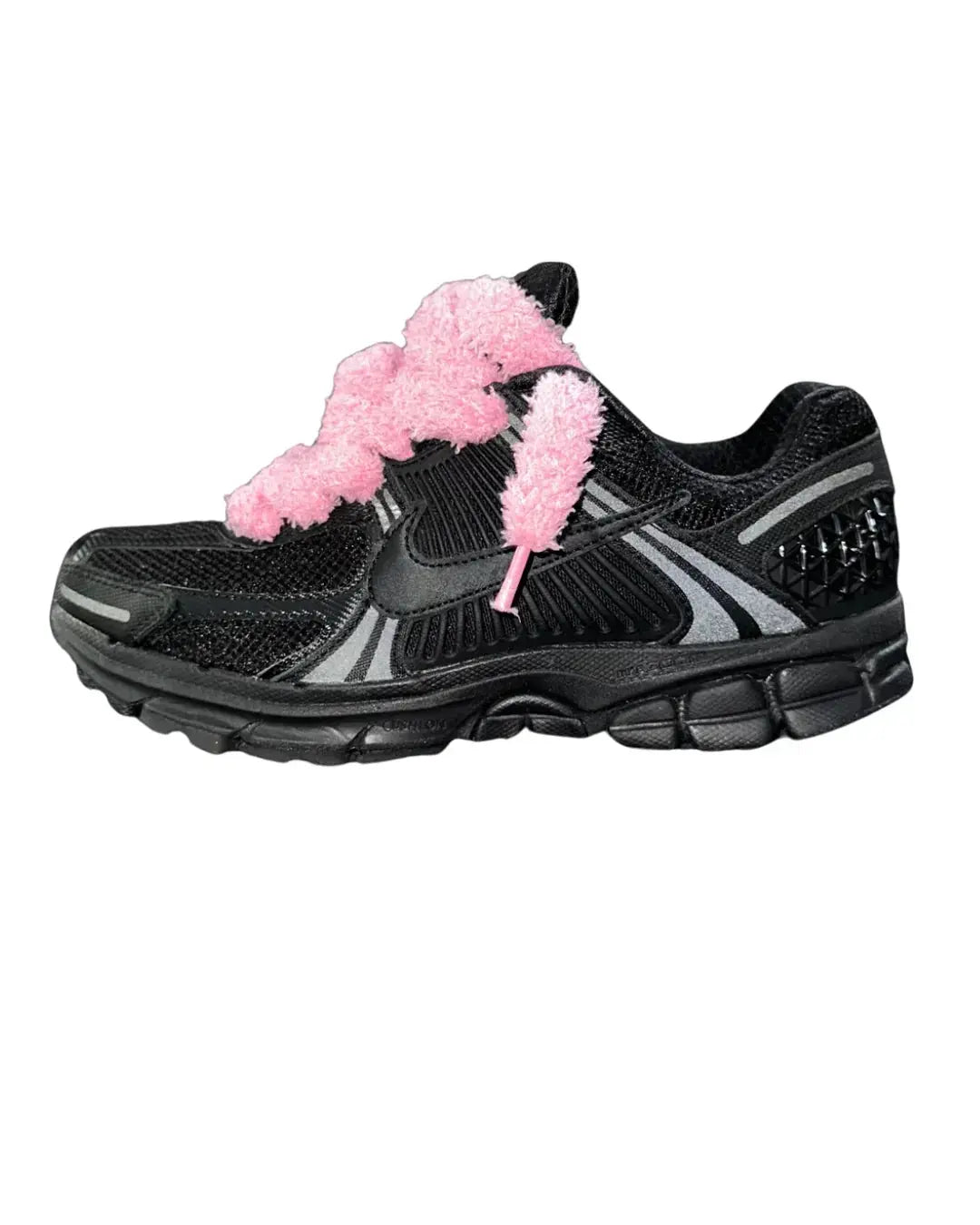 Nike Vomero Custom Noir Et Rose SneakStyle