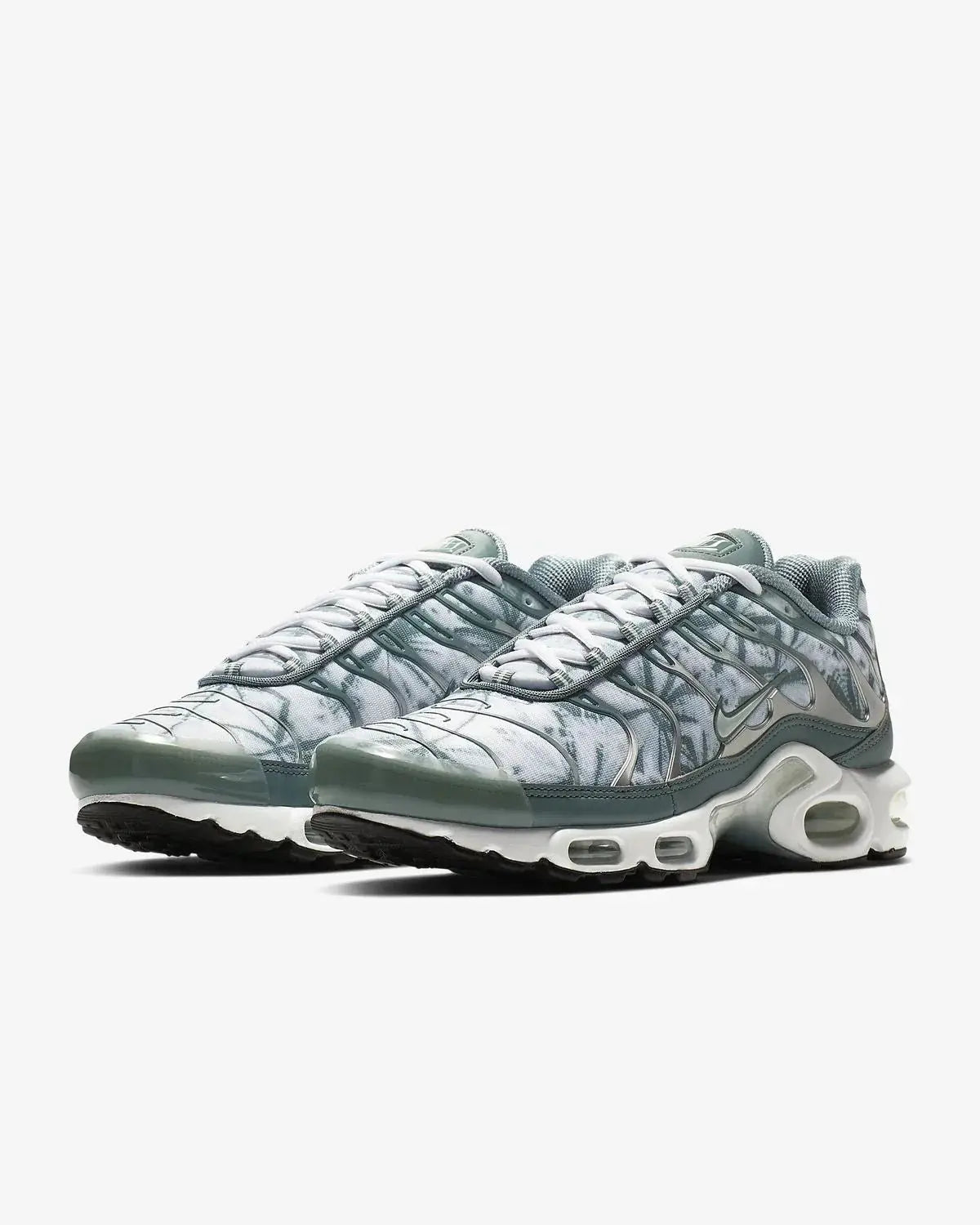 Nike TN Plus Palm SneakStyle