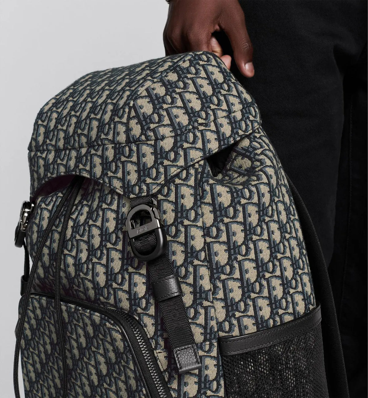 Sac à dos à rabat Dior 8 - #2 SneakStyle