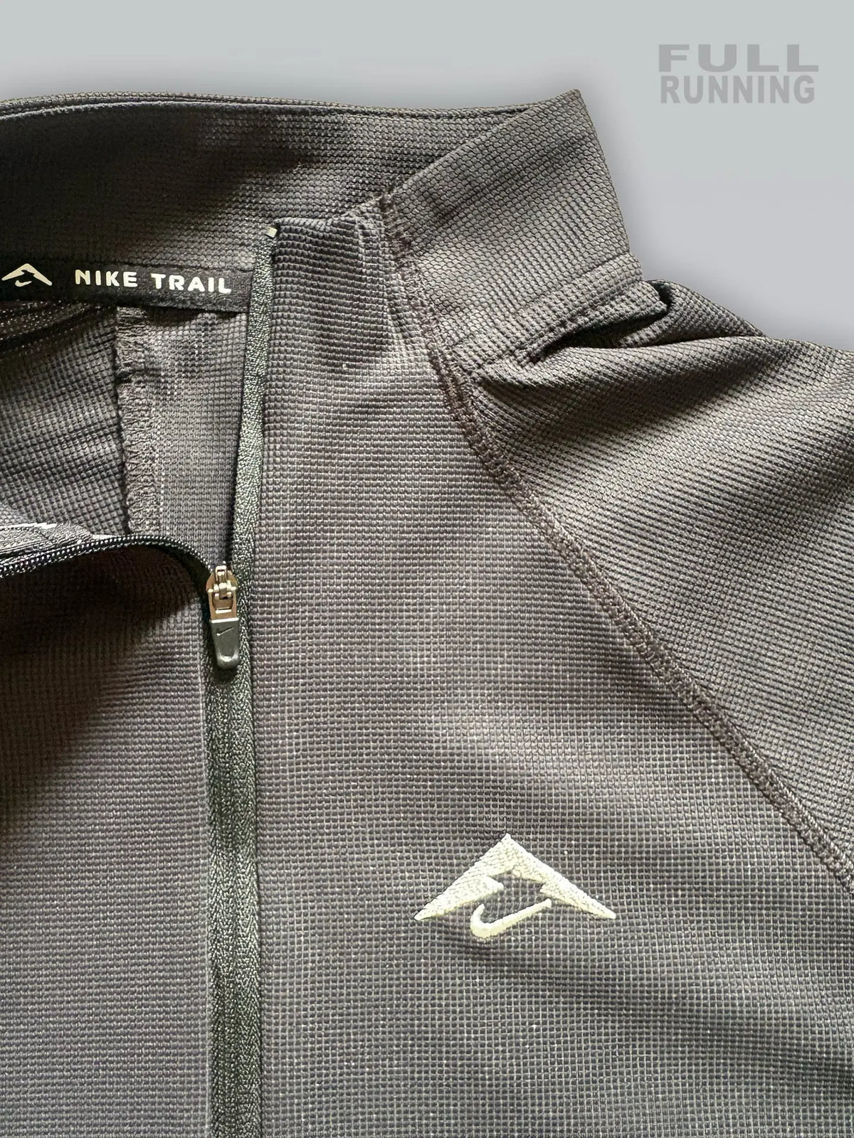 Haut de Running Trail Mid Layer Top SneakStyle