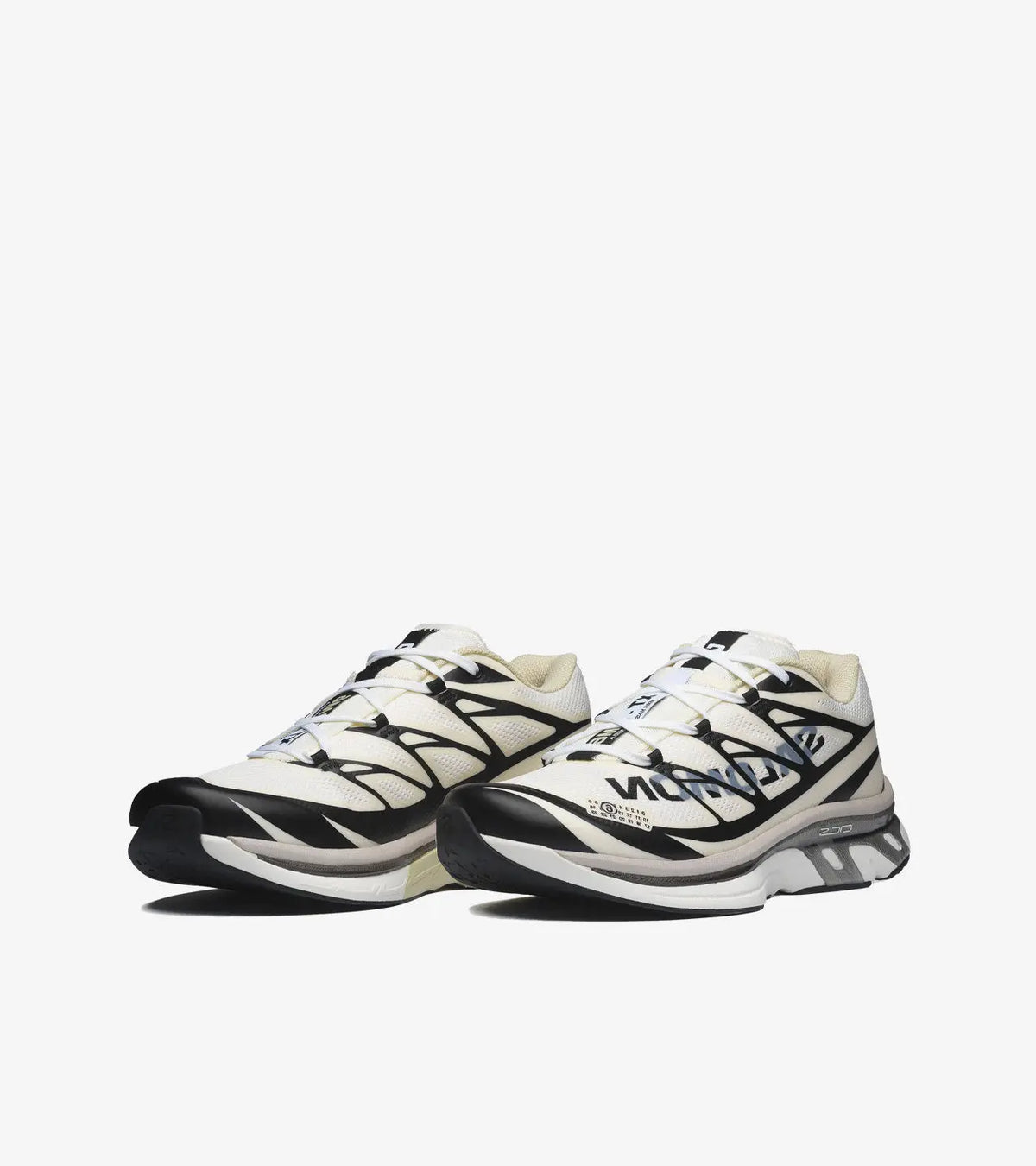 Salomon XT-MM-6 MM6 Maison Margiela Vanilla Ice SneakStyle