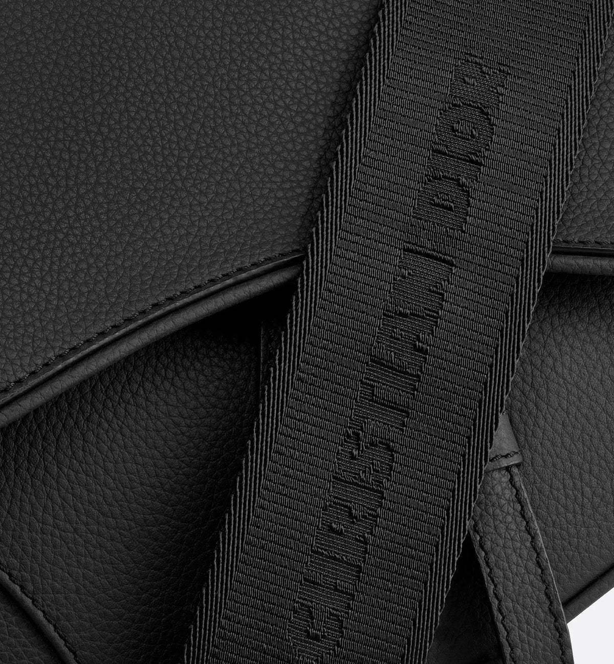 Sac Saddle SneakStyle