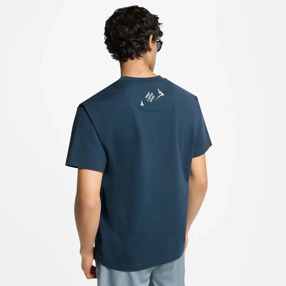 Tee-shirt en coton brodé SneakStyle