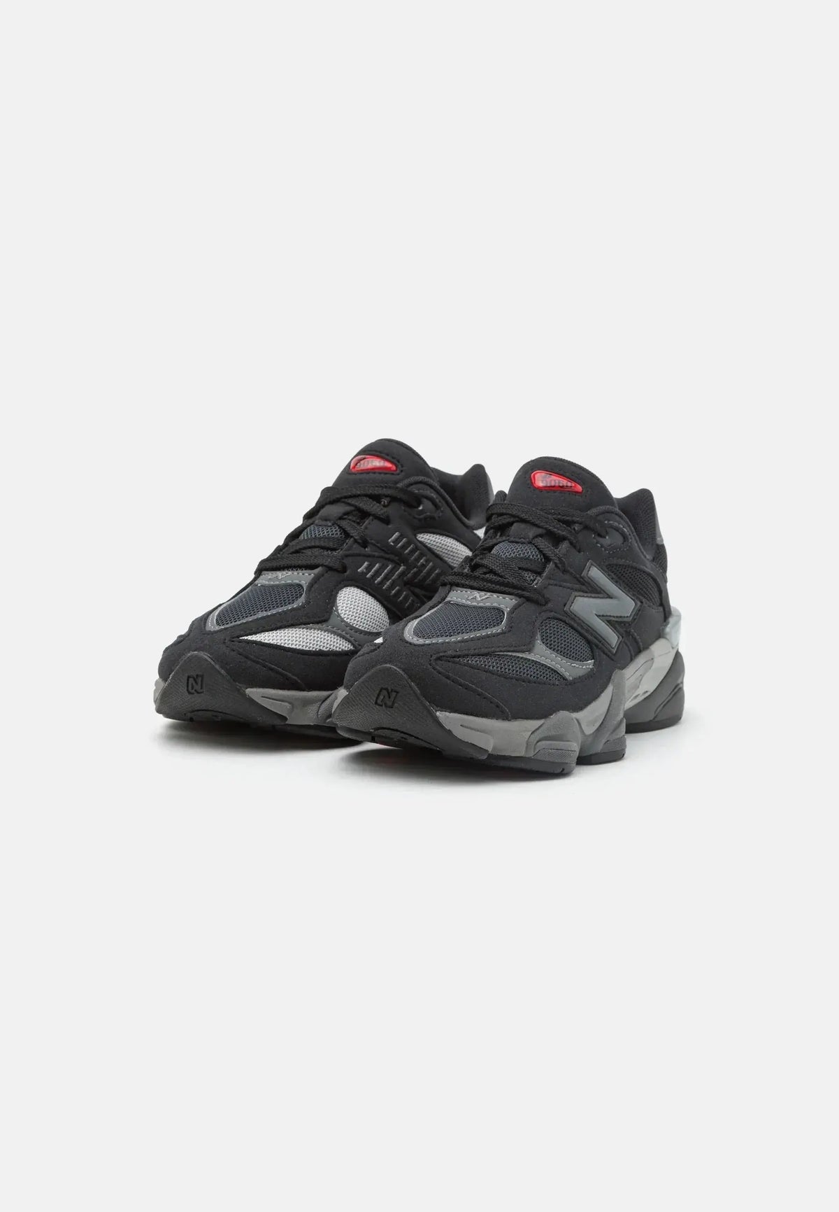 New Balance 9060 Noir SneakStyle
