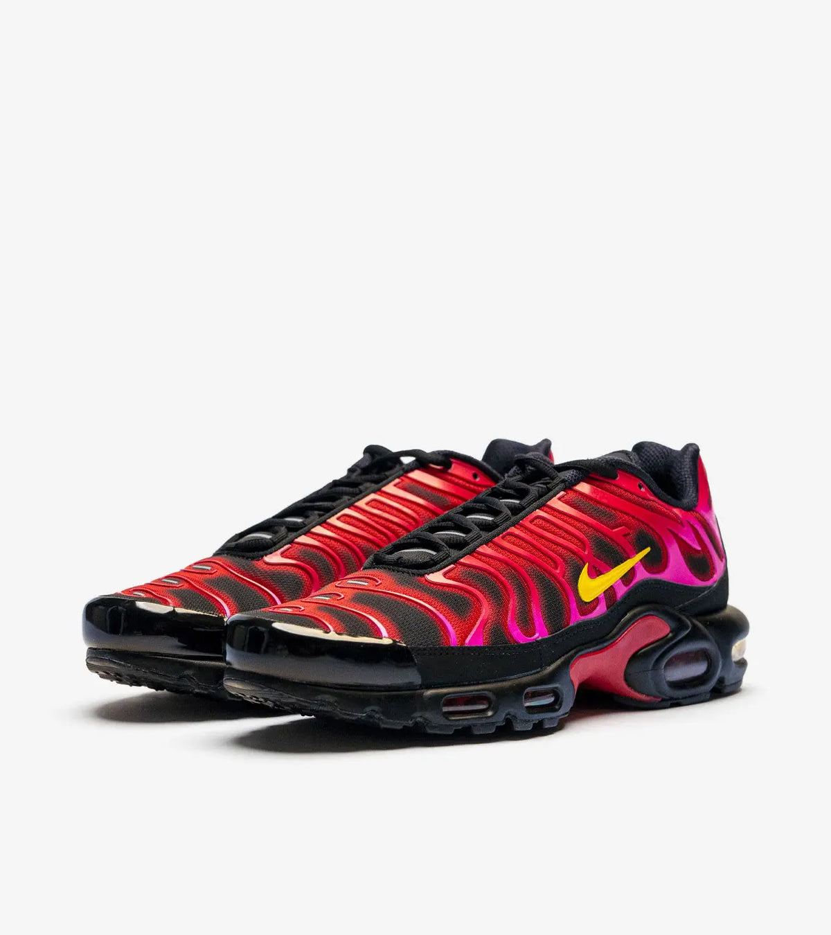 Nike Air Max Plus Supreme Black SneakStyle