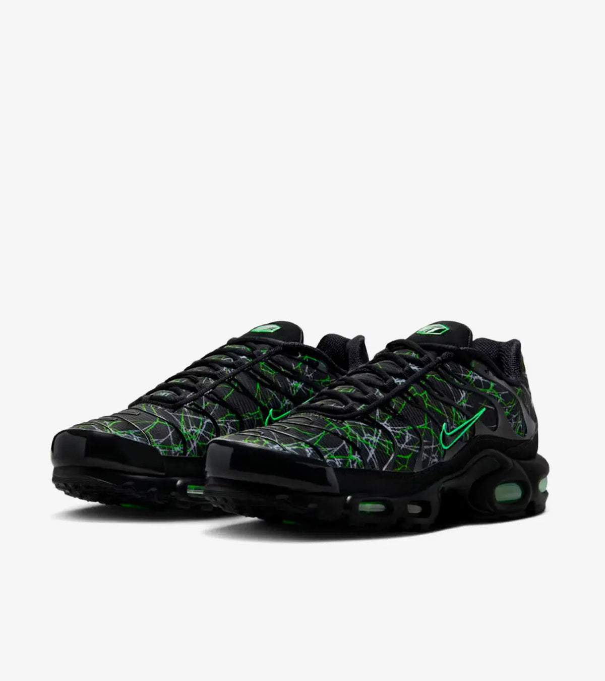 Nike Air Max Plus Shattered Glass SneakStyle