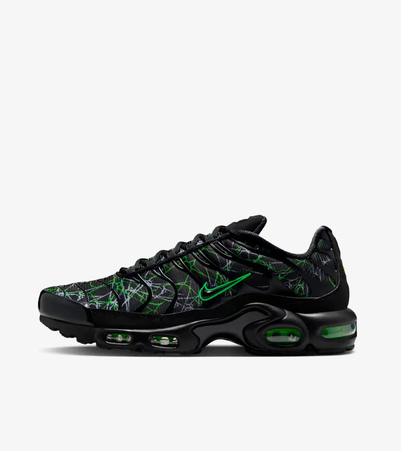 Nike Air Max Plus Shattered Glass SneakStyle