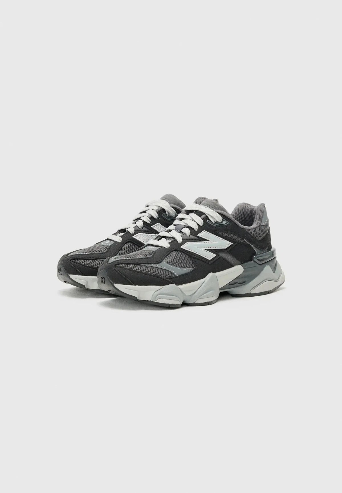 New Balance 9060 Gris Léger SneakStyle