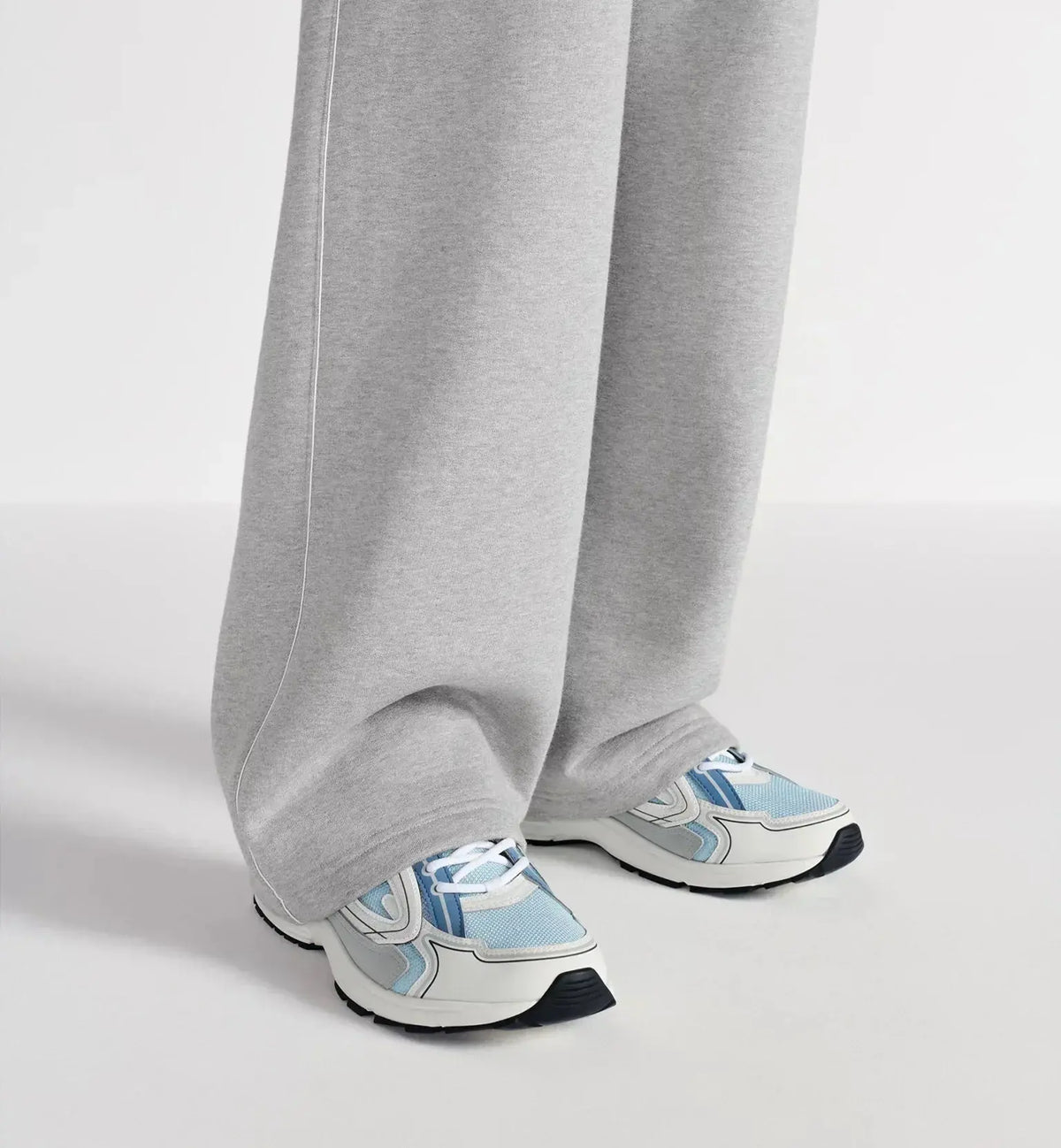 Dior B30 Bleu Ciel SneakStyle