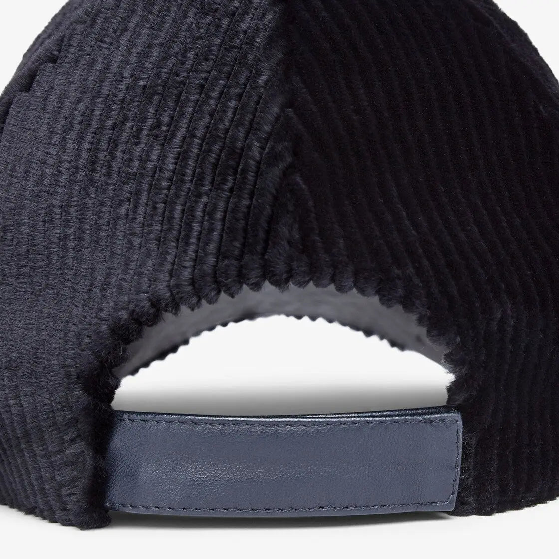 Casquette de baseball en vison bleu marine SneakStyle