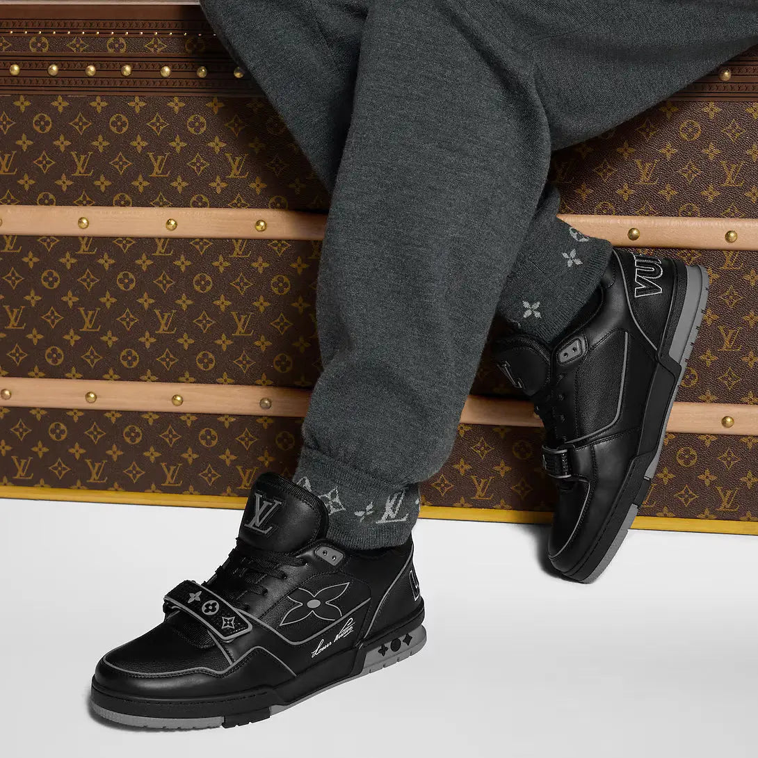 LV Trainer Noir SneakStyle