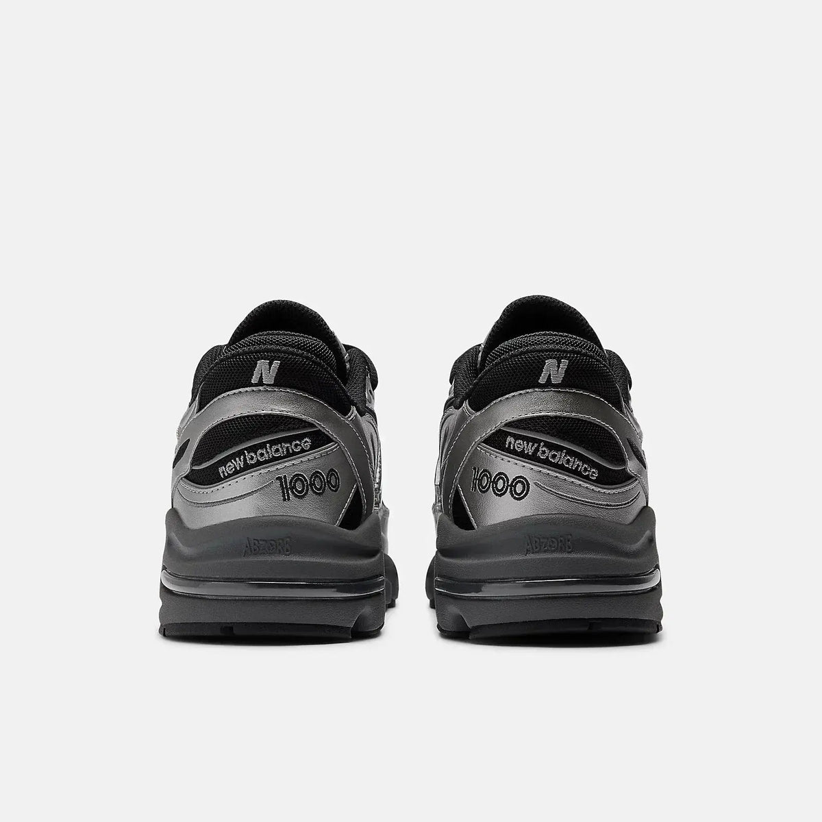 New Balance 1000 Argent SneakStyle