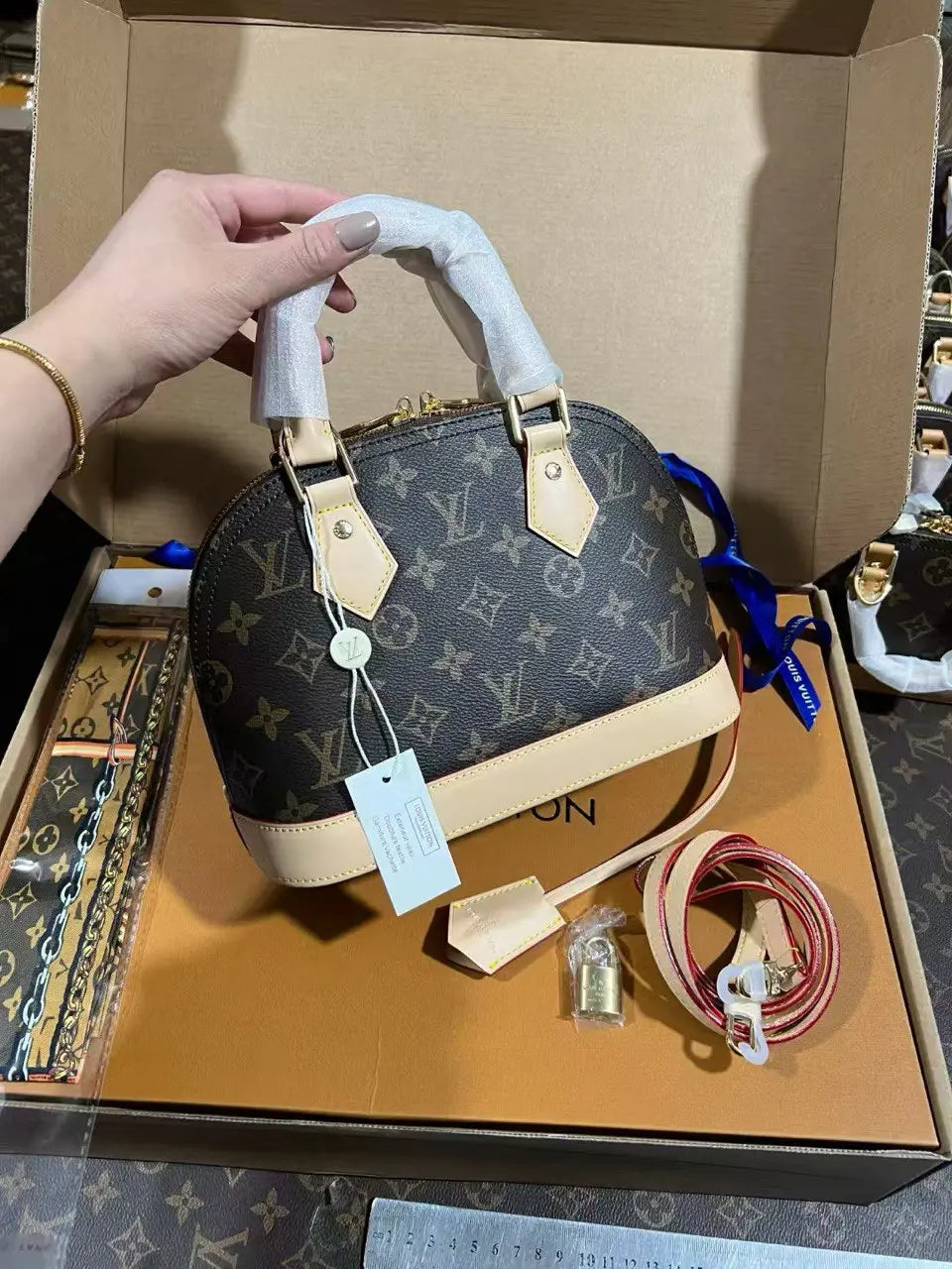 LV - Sac Alma BB NO SneakStyle
