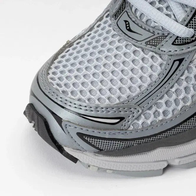 Saucony Progrid Omni 9 Microchip Gris SneakStyle