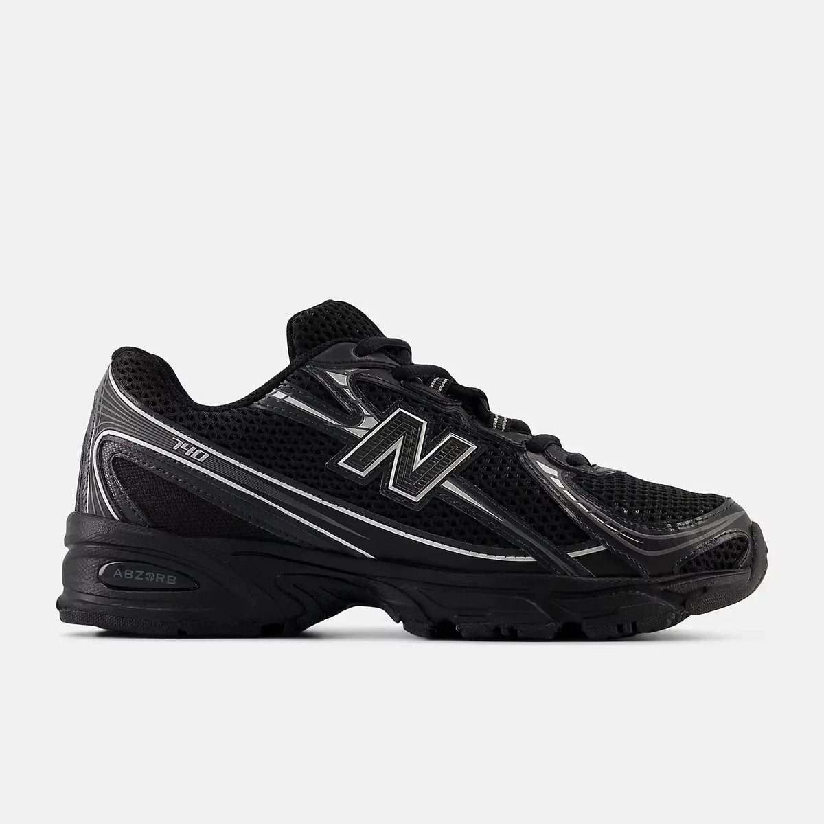New Balance 740 Noir SneakStyle