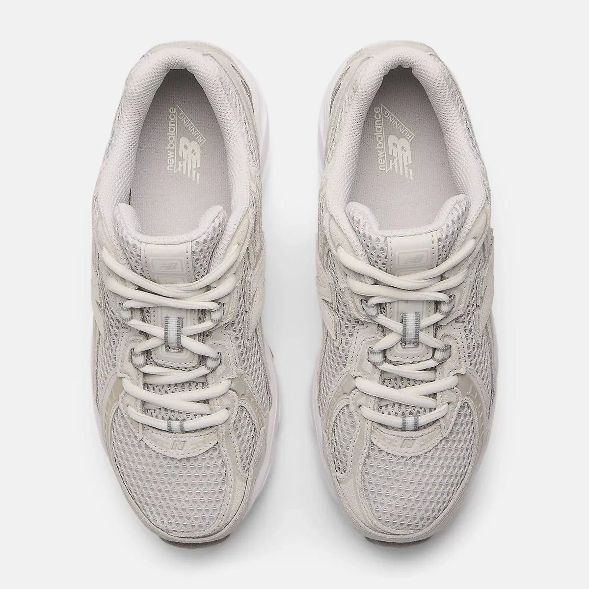 New Balance 740 Gris SneakStyle