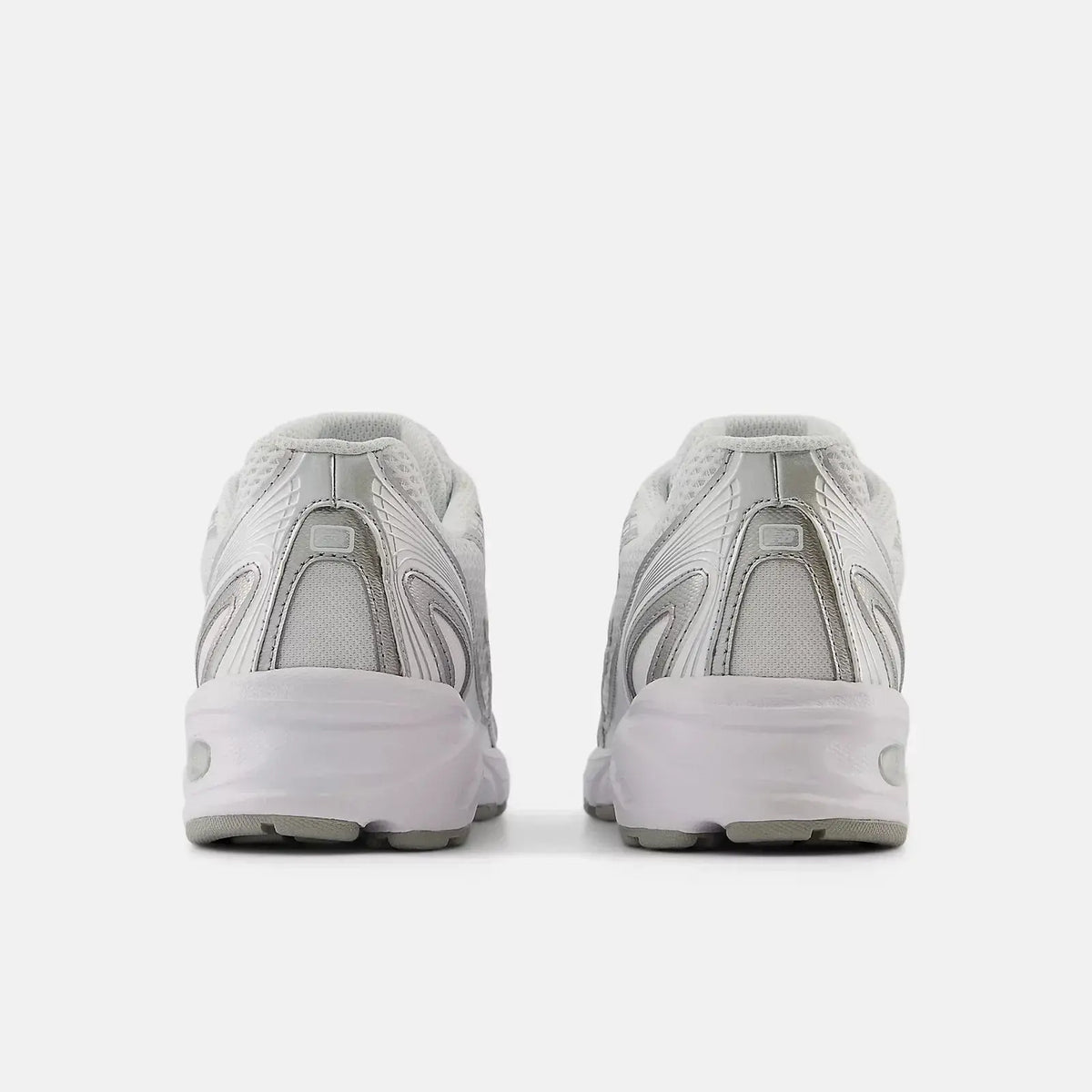 New Balance 740 Argent Et Blanc SneakStyle
